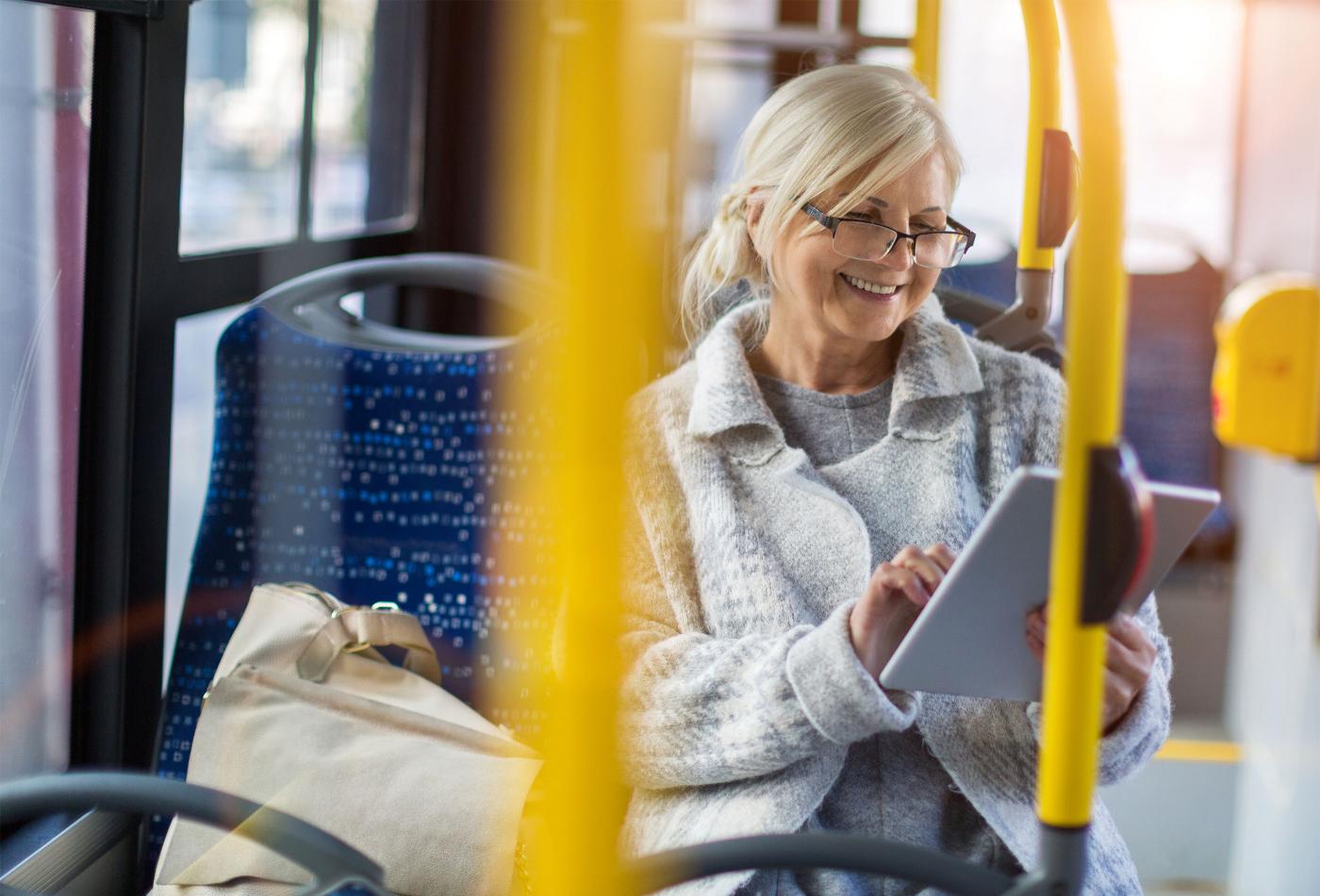 Ob im öffentlichen Verkehr oder zu Fuss, mit dem Kurs «mobil sein & bleiben» sind Sie sicher und clever unterwegs.
